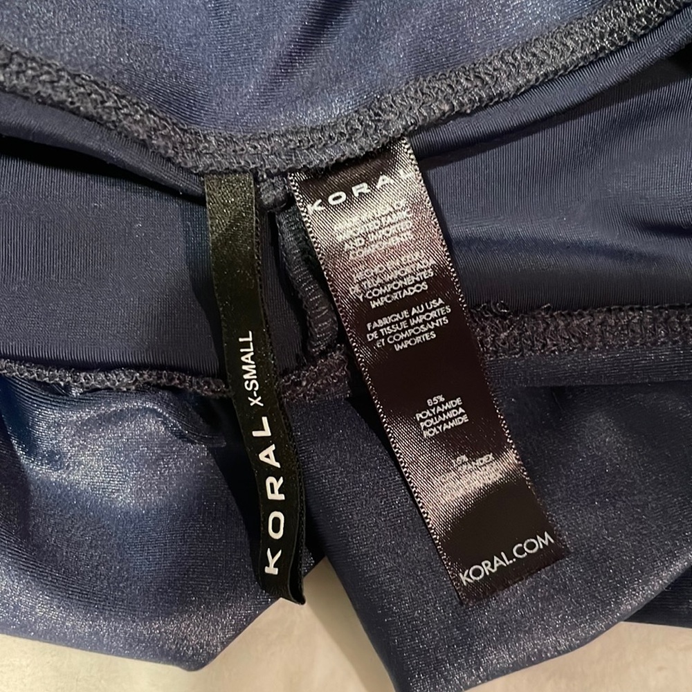 Koral shiny leggings
